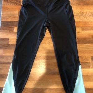 TANGERINE soft color block leggings in mint with pockets size Small